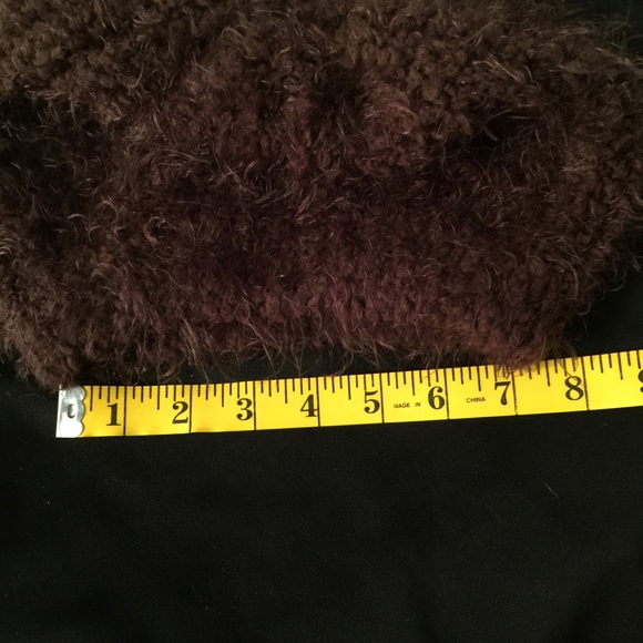 Super soft fuzzy knit hat - Picture 5 of 8